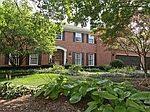 2217 Black Oak Ct, Lisle, IL