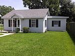 820 N 11th St, Nederland, TX