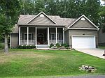 335 Glen Garden Ln, Daniels, WV