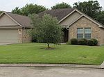 917 Shannon Ln, Nederland, TX