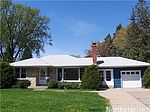 1899 Pascal St, Falcon Heights, MN