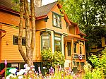 2247 NW Irving St, Portland, OR