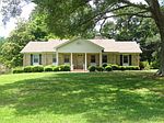 1303 Pine Rd, Corinth, MS
