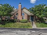 909 Village Brook Way, Columbus, OH