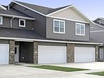 4402 Blue Stem Way, Moorhead, MN