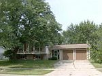 854 Darlington Ln, Crystal Lake, IL