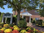 12 Heritage Dr, Salem, MA