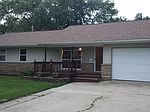 605 W North St, Lexington, IL