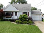639 Cohassett Dr, Hermitage, PA