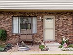 1405 E Vernon Ave APT 8, Normal, IL