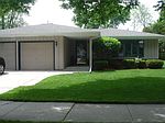 3324 S 18th St, Sheboygan, WI
