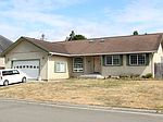 830 Baer Ct, Fortuna, CA