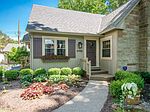 2702 Henthorn Rd, Columbus, OH