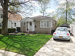 426 Robinson Ave, Staten Island, NY