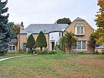 746 W Grand Ave, Port Washington, WI
