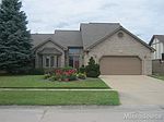 16393 Trailway Dr, Macomb, MI