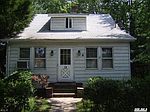25 Searingtown Rd, Albertson, NY