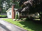 52 Kalmer Rd, Warwick, RI