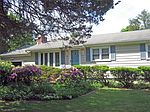 606 Buttonwoods Ave, Warwick, RI