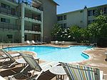 733 N Kings Rd, Los Angeles, CA