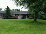 6648 Snow Apple Dr, Clarkston, MI