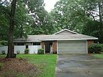903 W Scotsdale Rd, Laurinburg, NC