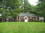 630 Quaker Rd, Chappaqua, NY