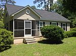 1309 Fairview Dr, Moultrie, GA