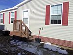 11754 Cedarbrook Dr, South Lyon, MI