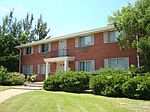 1245 Titan Ct, Oshkosh, WI