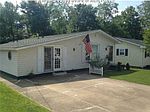 5201 Swiss Dr, Cross Lanes, WV