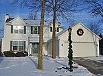 2016 Stonehaven Ct, Waukesha, WI