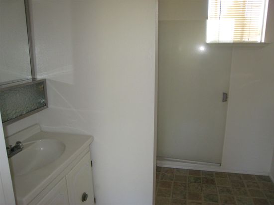 1067 Liberty St APT H, Redding, CA 96001